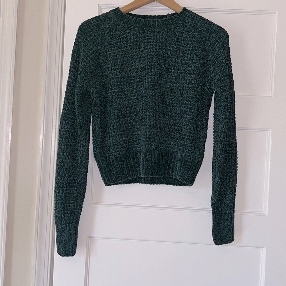 Alter’D State sweater. Emerald green chenille material. Size xsmall.